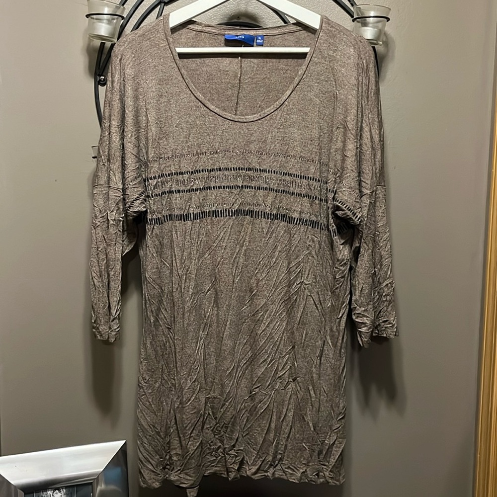 Long sleeved XL top